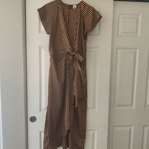 Silly brown striped dress. Size L.